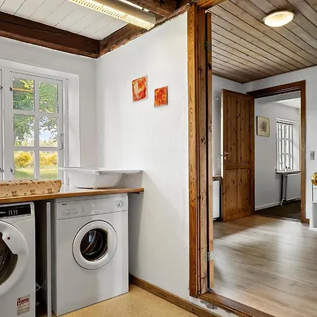 Semesterbostad Amazing In With Sauna Kjellerup